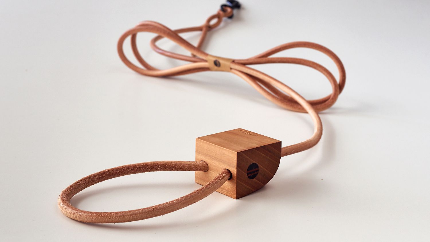 leash. 77616