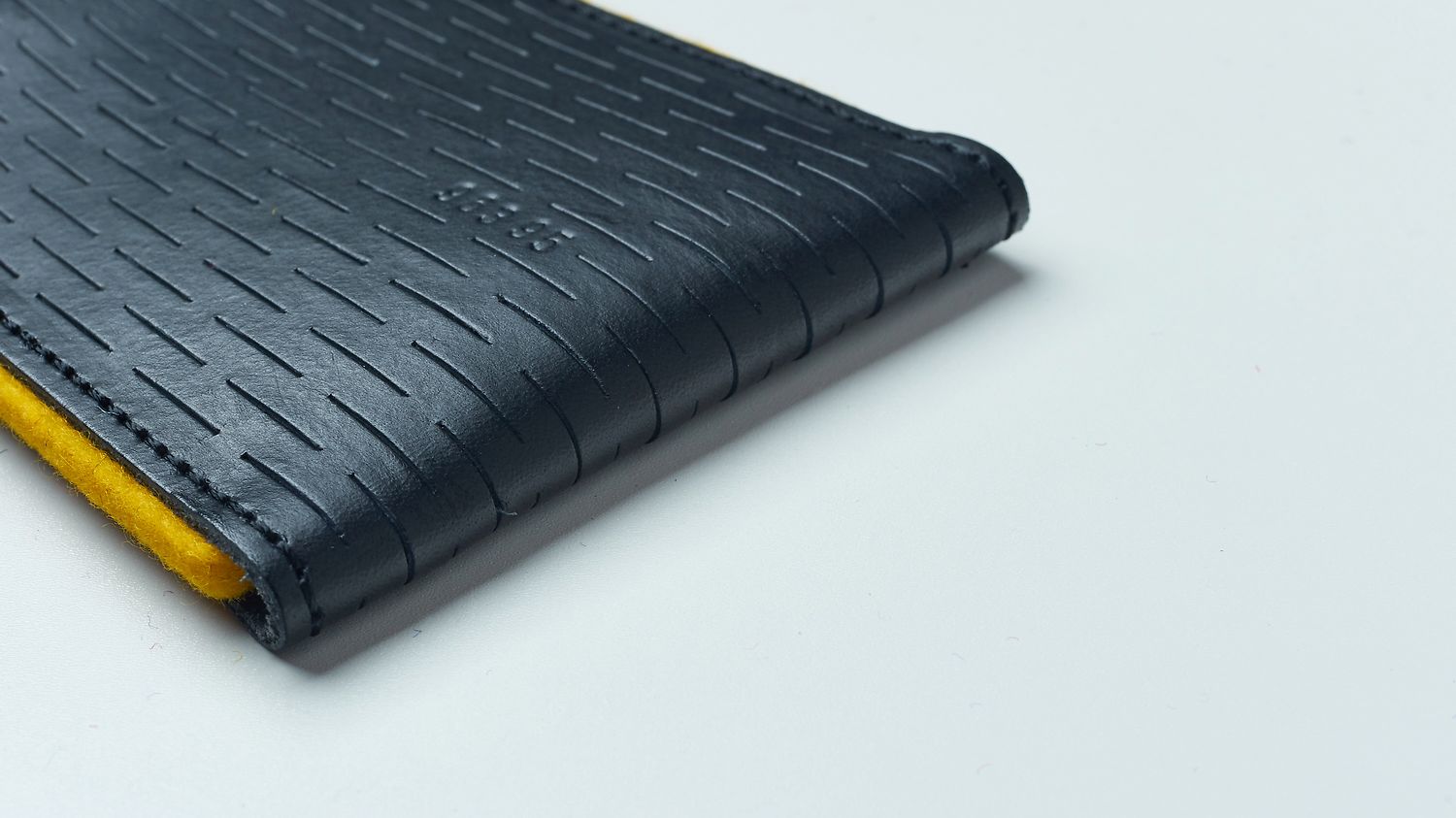 wallet. 96395